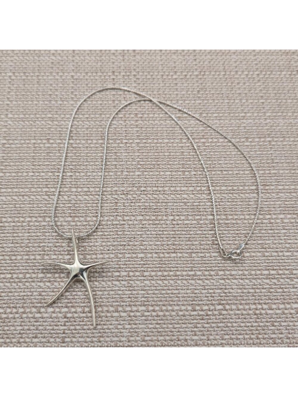 18 Inch Sterling Silver Polished Modernist Starfish Pendant Necklace A8764